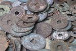 Клад из 40 тысяч медных монет нашли в Японии