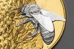 Пчелу на монете изготовили с помощью лазера