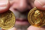 Монеты, слитки, драгоценности: спрятанные и обнаруженные