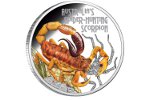 Скорпион охотится на монете Тувалу