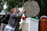 В Ярославле открыли памятник копейке