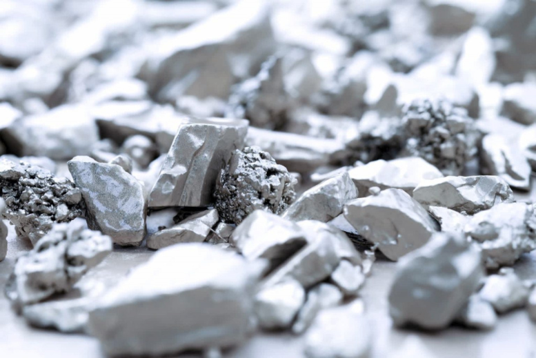 Россия на четверть сократила производство серебра