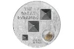 В продаже - 3D-монета «Великие пирамиды»