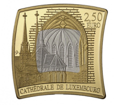 Собор Люксембургской Богоматери появился на монетах нестандартной формы