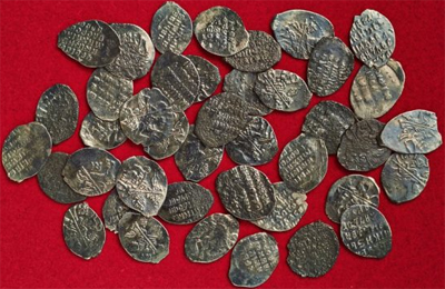 В Москве нашли более сорока старинных монет