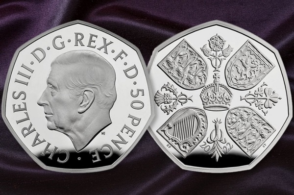 Британия получает первые монеты своего нового повелителя