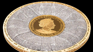 Золото-брильянты для огромной монеты памяти Елизаветы II