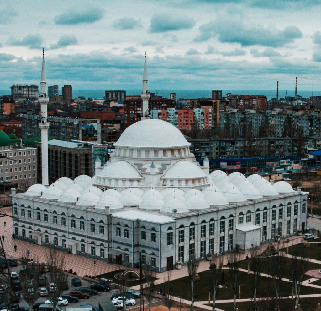 Центральная Джума-мечеть в Махачкале