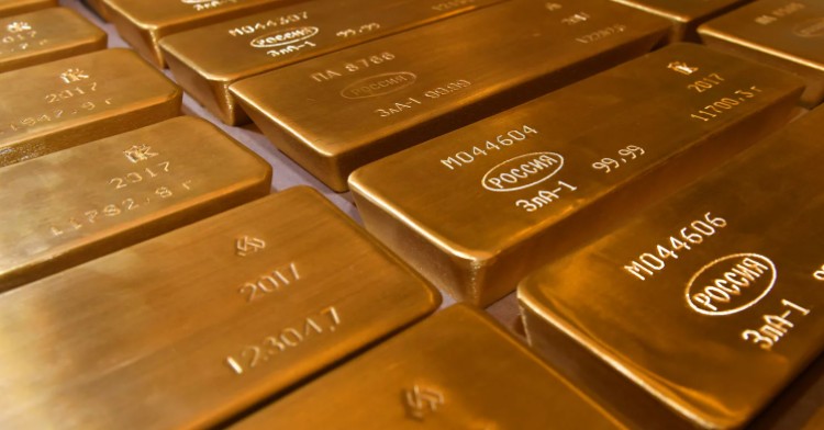 Запасы золота у банков в России сократились на 20%