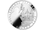 Папа римский Франциск изображен на серебряной монете