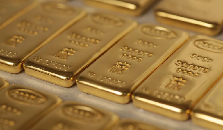 Россияне в 2022 году купили в несколько раз больше золота