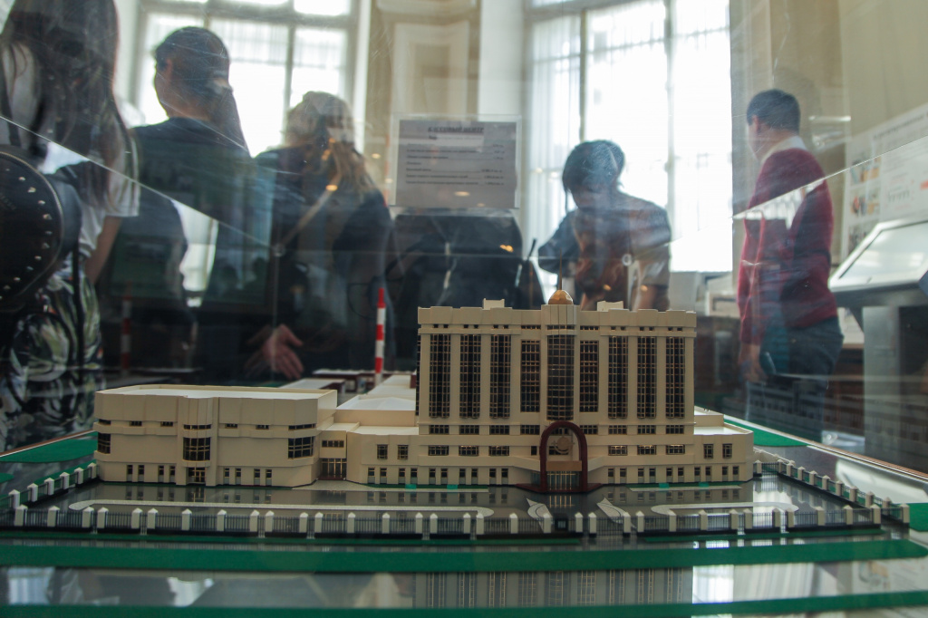 В «Ночь музеев» Банк России показал посетителям свои коллекции